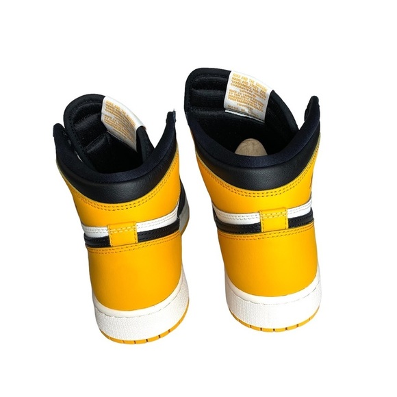 Nike Jordan 1 Kid's Retro High OG Taxi 575441 711 GS Size 6.5Y‎ New with Box - Picture 3 of 12